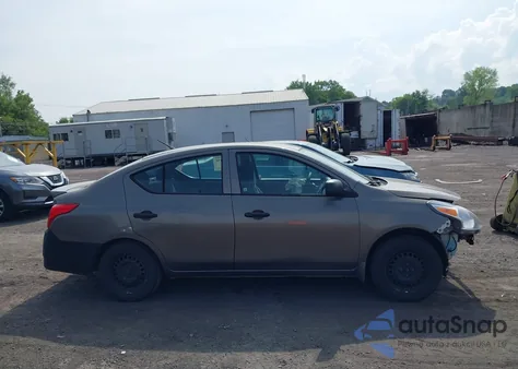 2015 Nissan Versa 1.6 S+ from USA, damaged, VIN 3N1CN7AP4FL852353